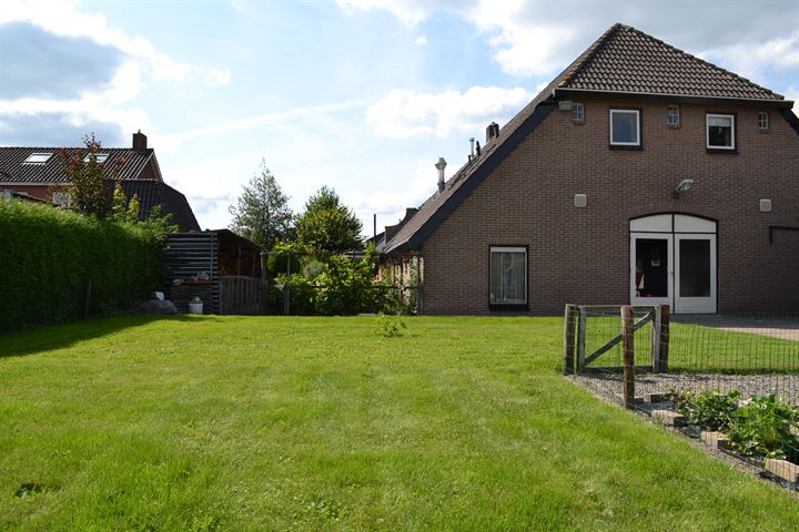 View photo 36 of Zuideropgaande 1