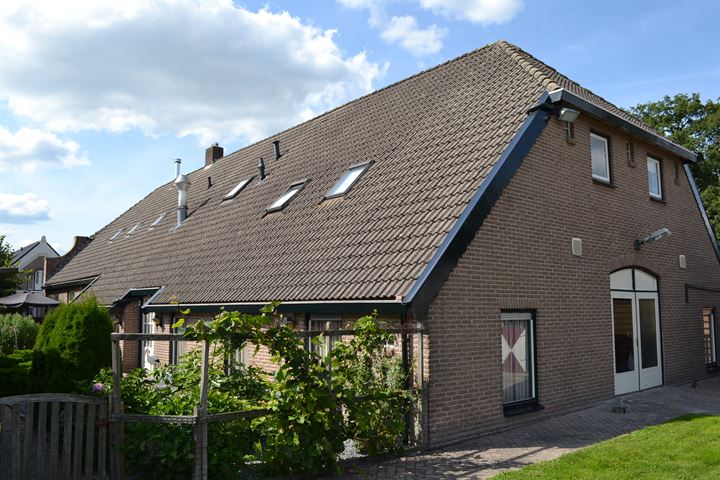 View photo 41 of Zuideropgaande 1