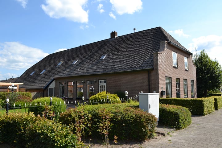 View photo 46 of Zuideropgaande 1