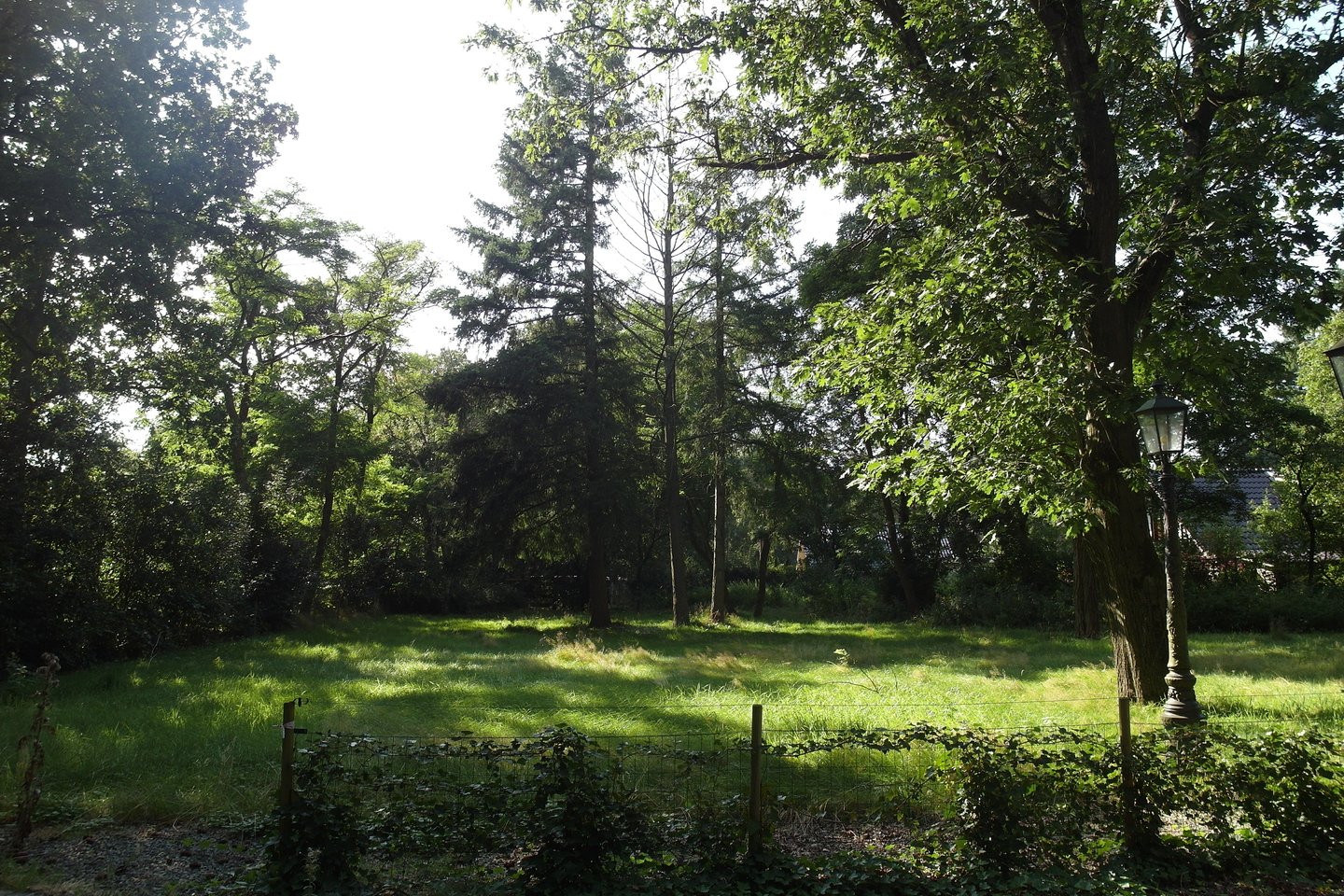 View photo 3 of Parallelweg 26 -240