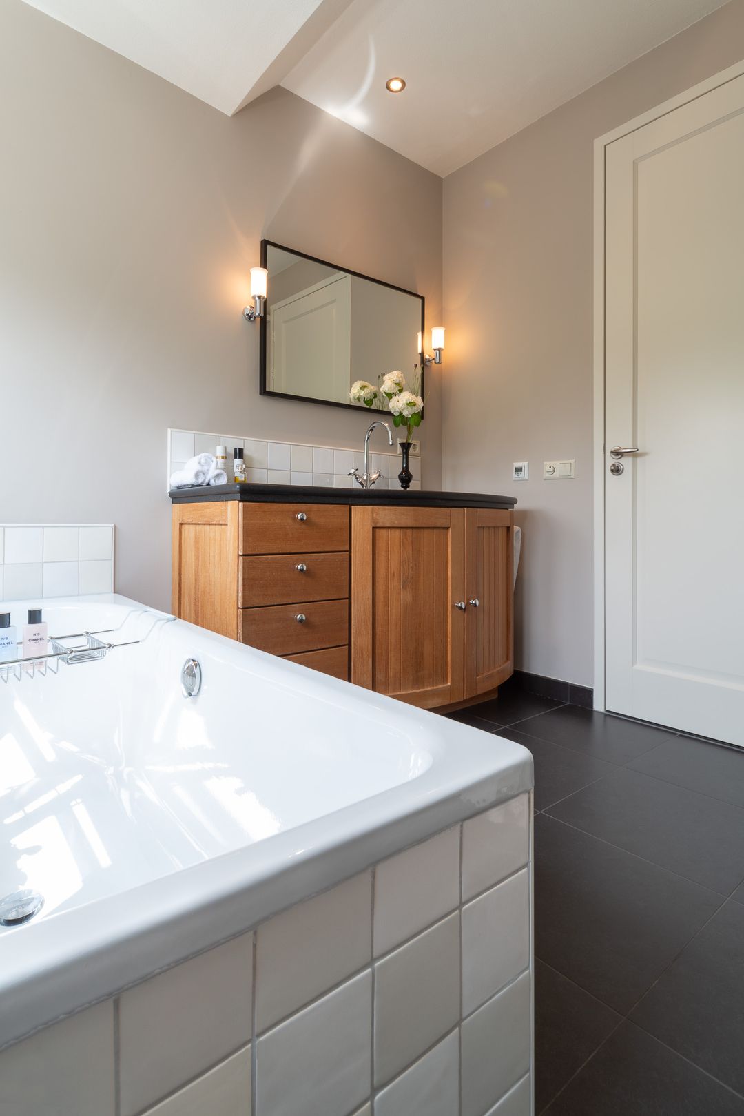 Foto 28 van 's-Gravenweg 532