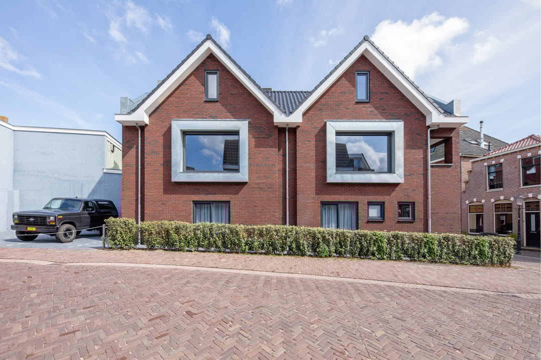 Foto 2 van Warmoesstraat 25