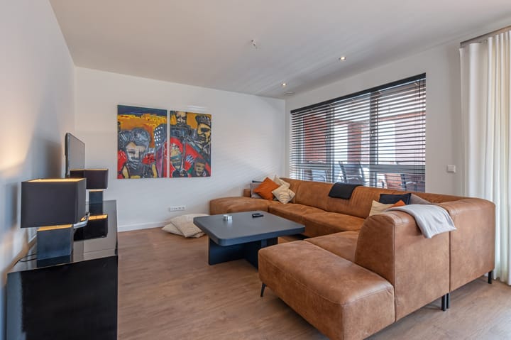 Foto 4 van Warmoesstraat 25