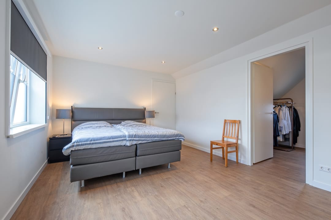 Foto 16 van Warmoesstraat 25