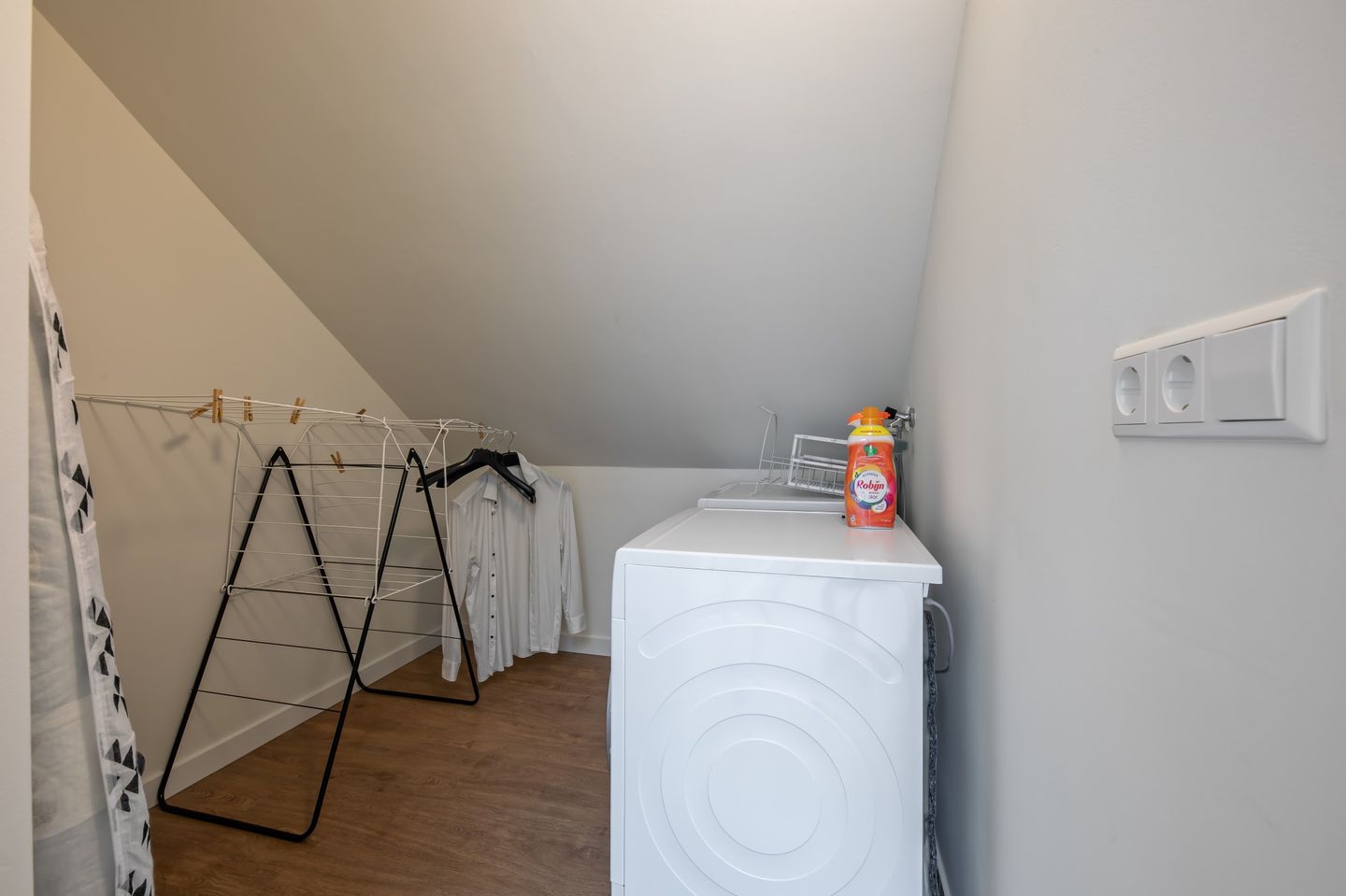 Foto 20 van Warmoesstraat 25