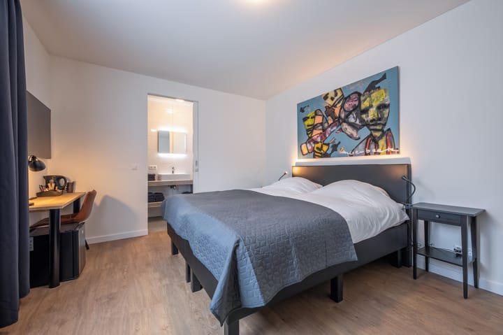 Foto 36 van Warmoesstraat 25