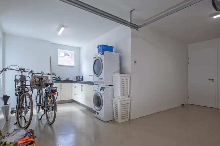 Foto 43 van Warmoesstraat 25