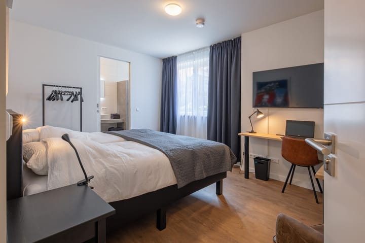 Foto 27 van Warmoesstraat 25