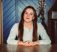 C. Logtenberg (Charlotte)