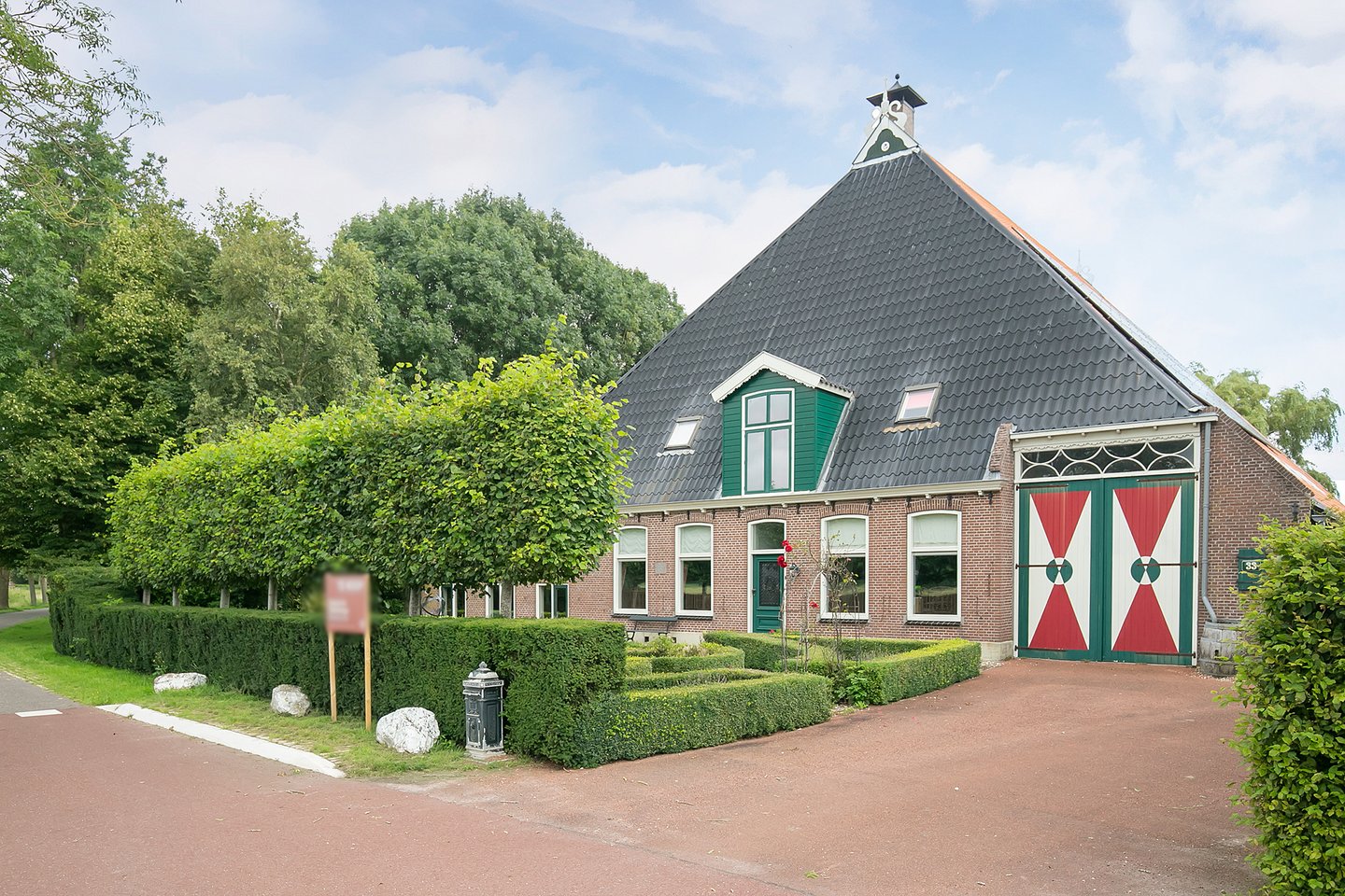 Bekijk foto 1 van Greate Súdein 33
