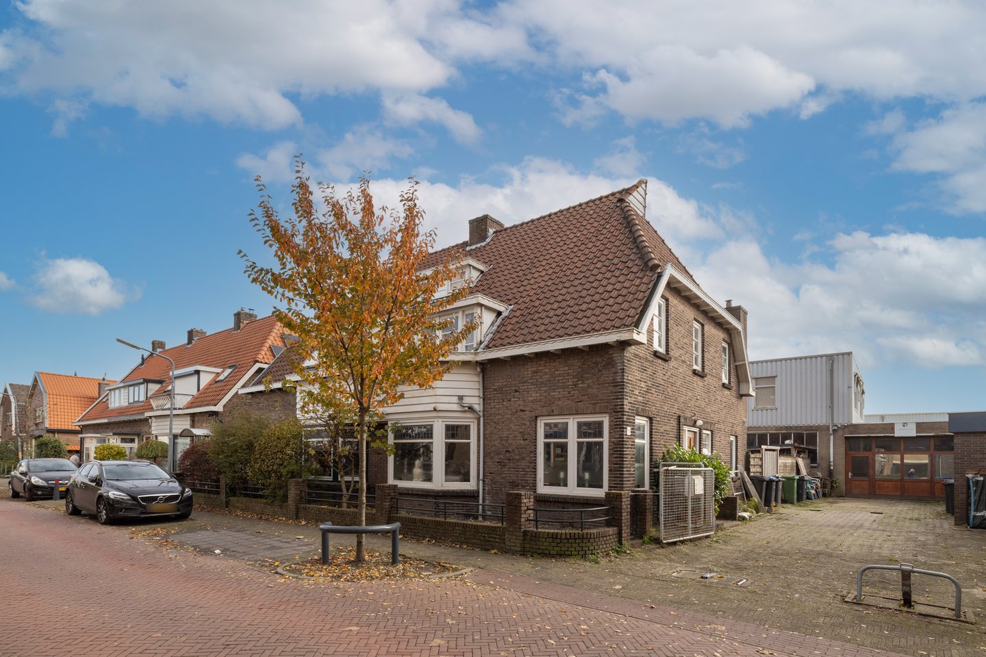 Bekijk foto 1 van Hoge Larenseweg 10