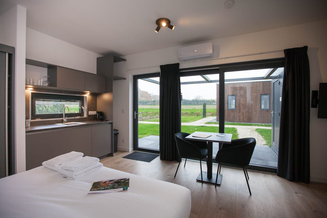 Photo 11 of Vosseveldseweg 8-29 A/B