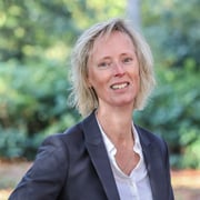 Debby van Veen - Commercieel medewerker