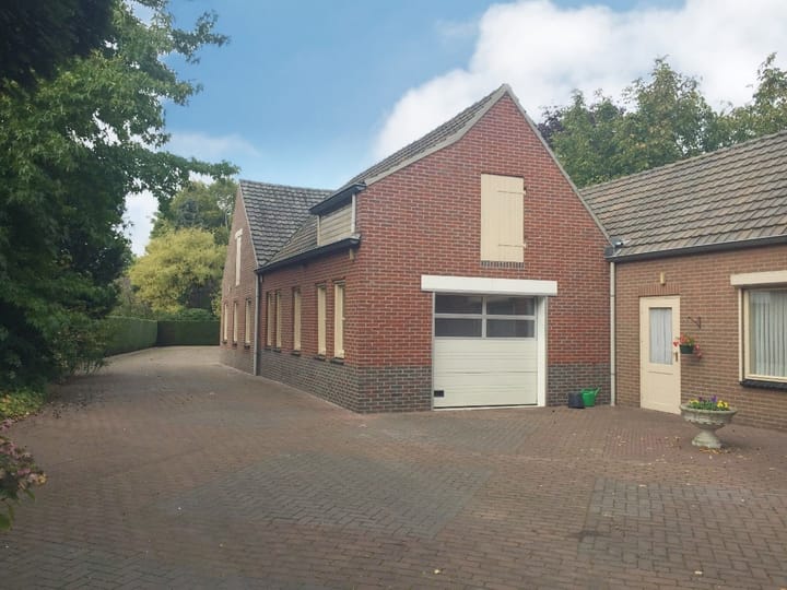 Foto 4 van Helleneind 10-10B