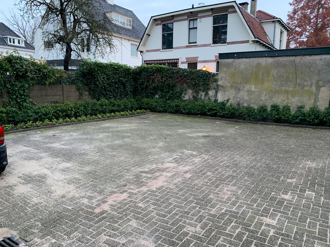 Foto 1 van Paslaan 15