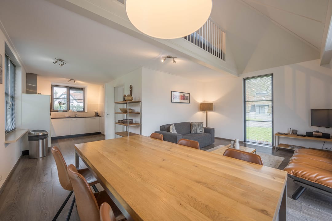 Photo 8 of Burgemeester Peecklaan 8-HUIS 2