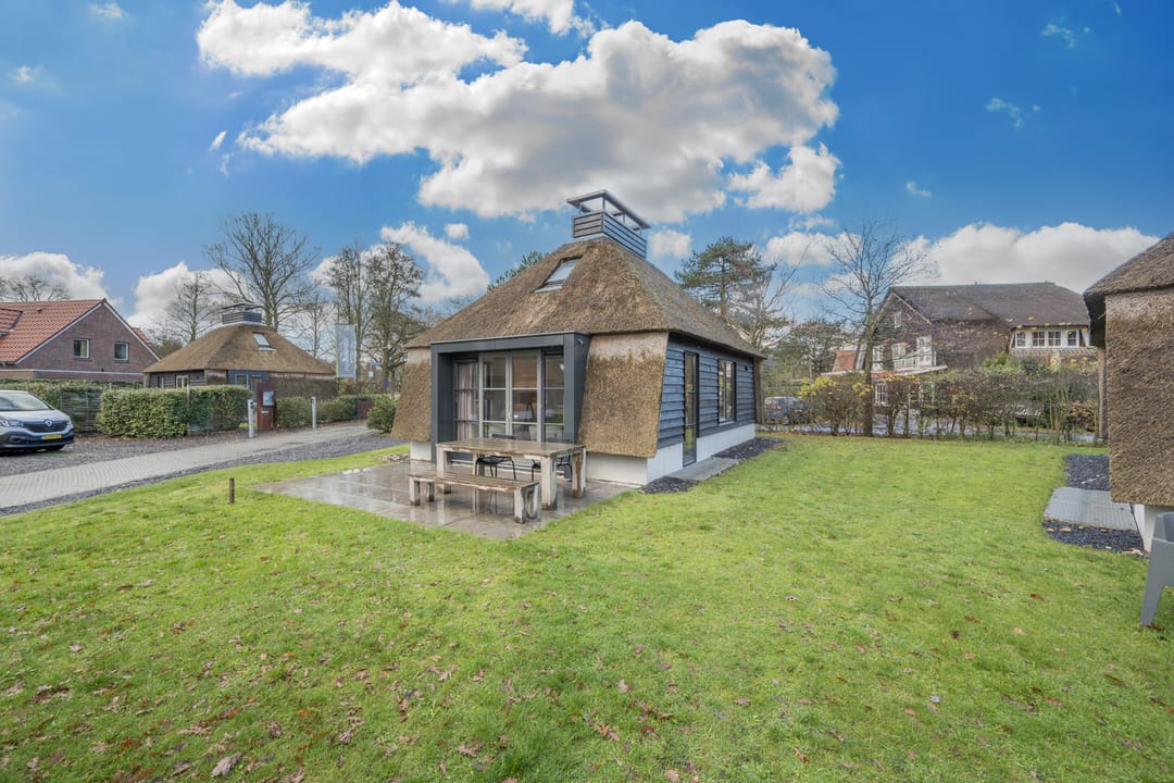 Foto 1 van Burgemeester Peecklaan 8-HUIS 3