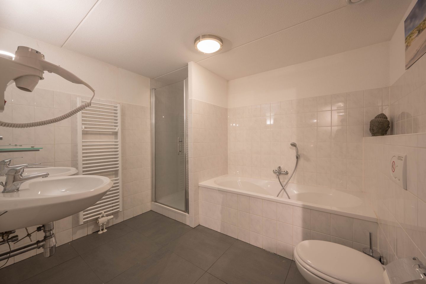 Photo 4 of Burgemeester Peecklaan 8-HUIS 2