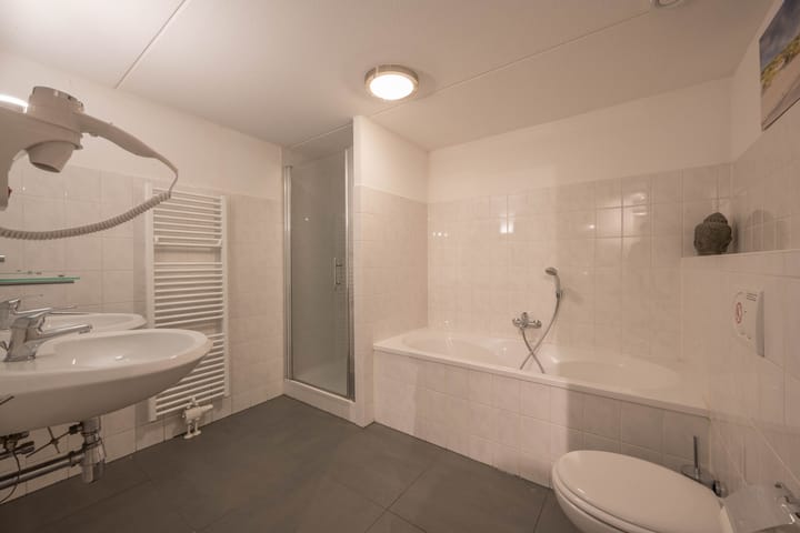 Foto 4 van Burgemeester Peecklaan 8-HUIS 2