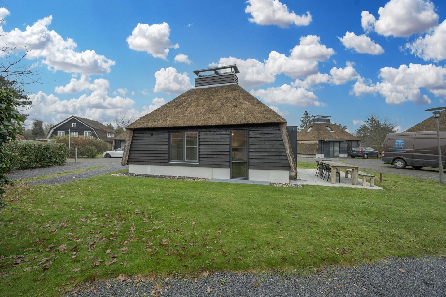 Photo 29 of Burgemeester Peecklaan 8-HUIS 2