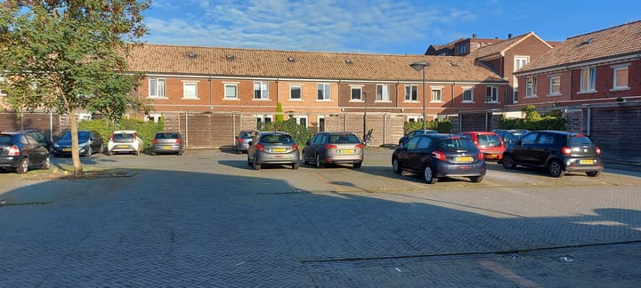 Image of Forum, Via Horta, Via Culina, Via Tunica, Luogo - Parkeerplaats Row house