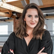 Elise Smit  - Secretaresse