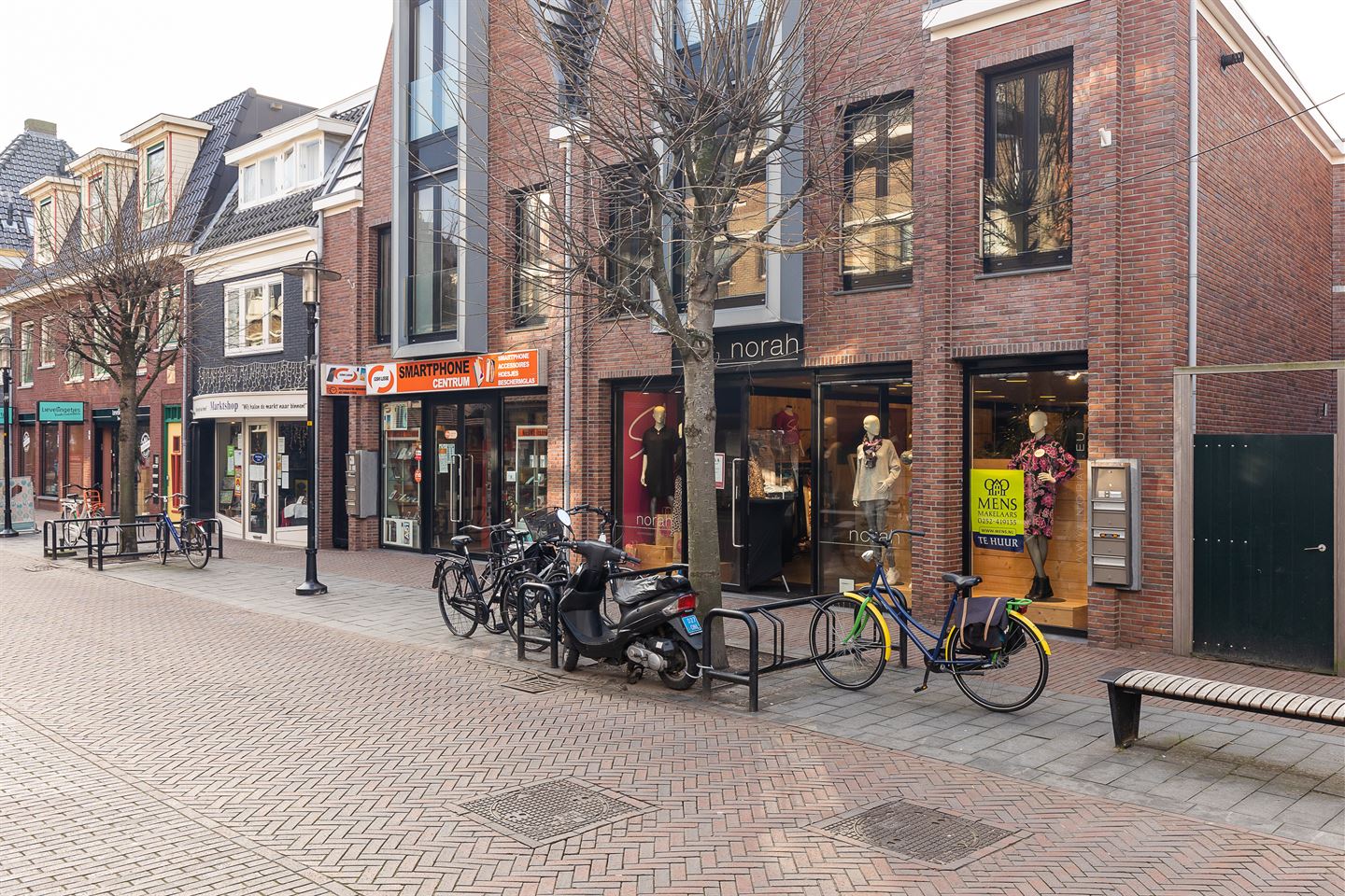 Bekijk foto 1 van Kanaalstraat 44