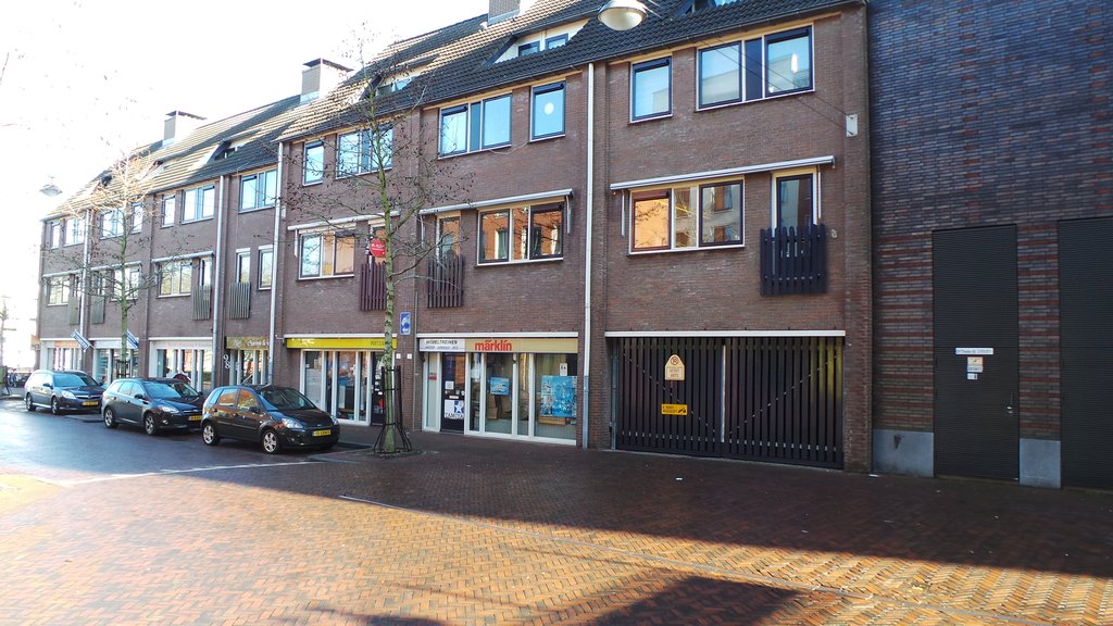 Bekijk foto 1 van Julianastraat