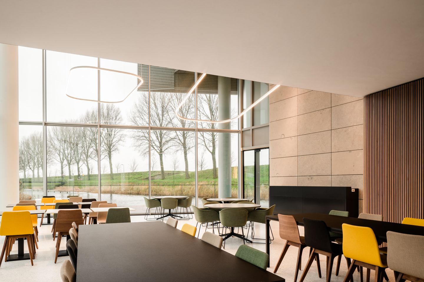 Kantoor Hoofddorp | Zoek kantoren te huur: Taurusavenue 1 -39 2132 LS ...