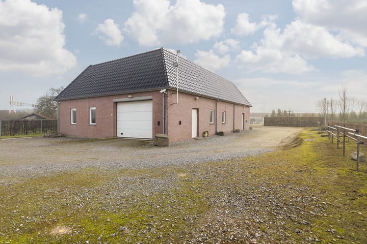 Foto 4 van Gouverneur Ruijs de Beerenbroucklaan 11