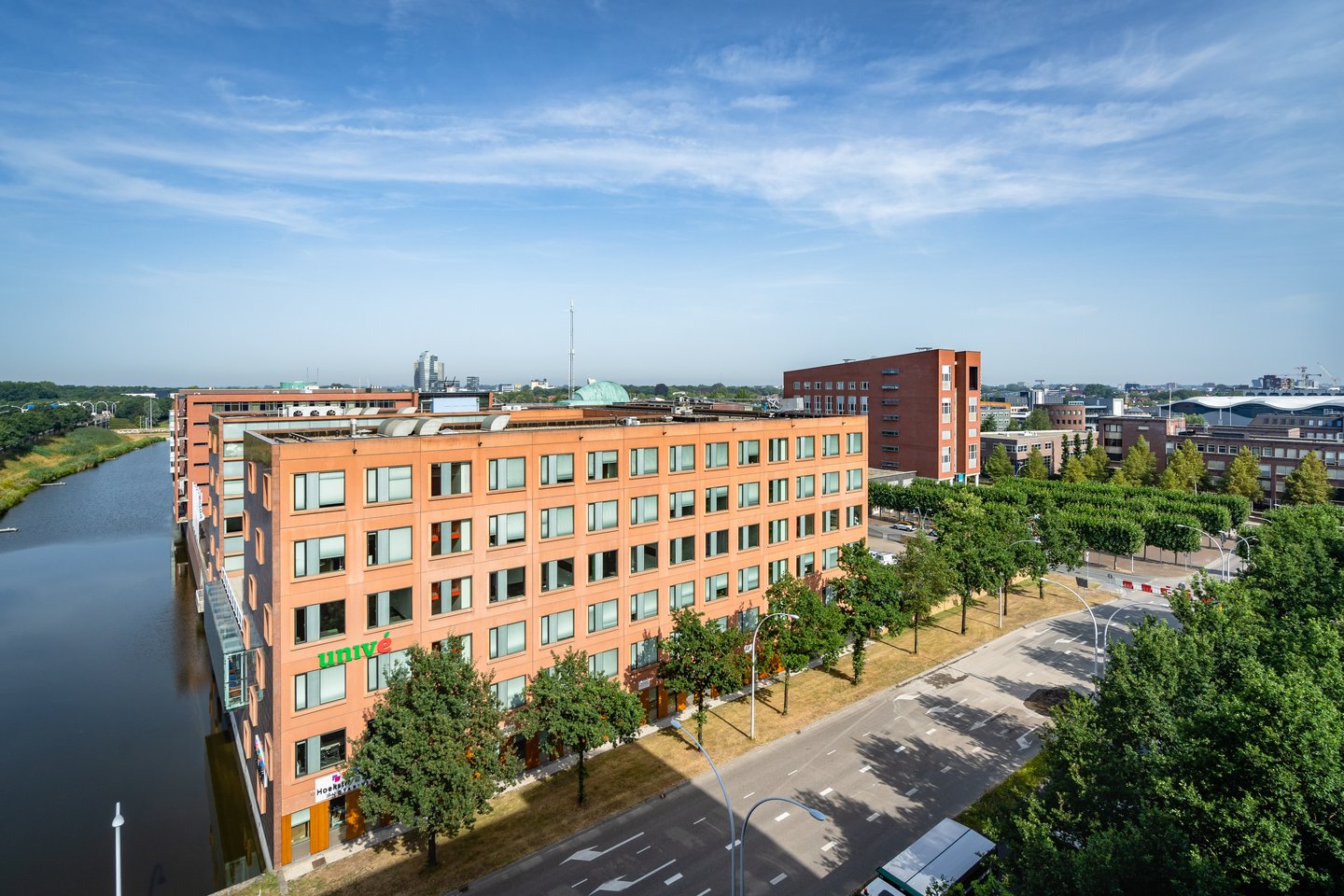 Bekijk foto 4 van Hanzeallee 2-36