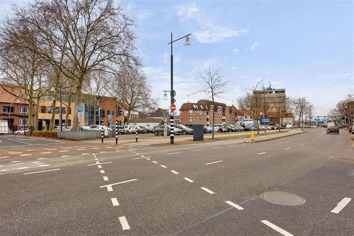 Bekijk foto 46 van Godsweerdersingel 58