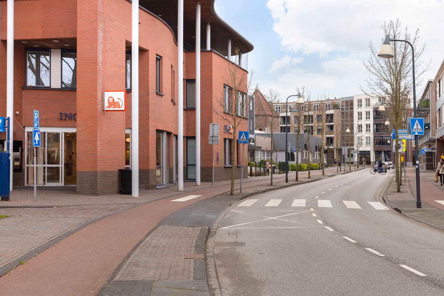 Bekijk foto 4 van Stationsplein 10 A