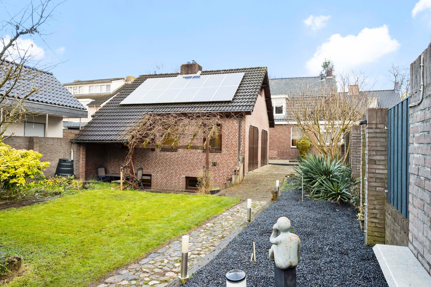 Bekijk foto 3 van Helenastraat 4