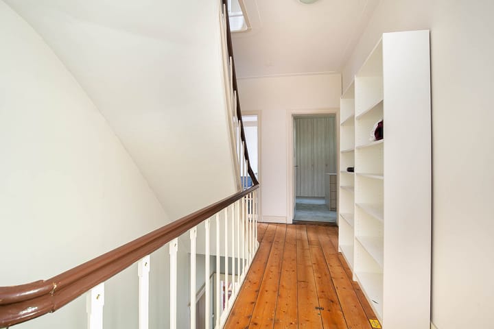 Foto 18 van Dorpsplein 4