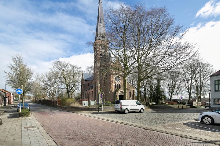 Foto 48 van Dorpsplein 4