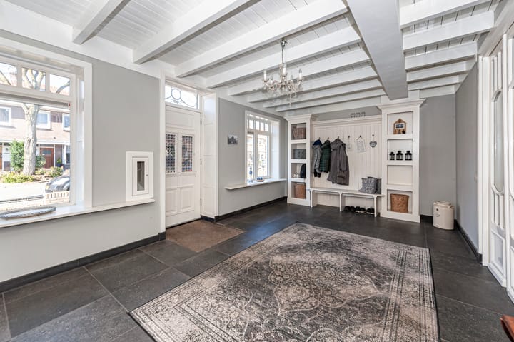 Photo 3 of Julianastraat 74