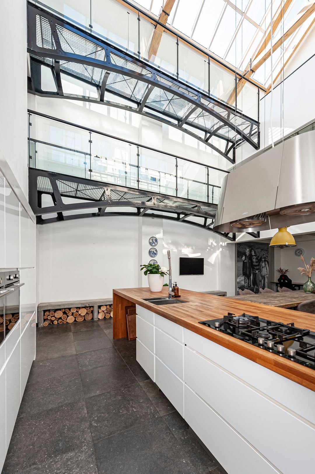 Foto 13 van Julianastraat 74