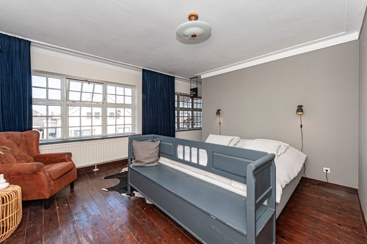 Photo 41 of Julianastraat 74