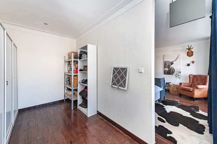 Photo 43 of Julianastraat 74