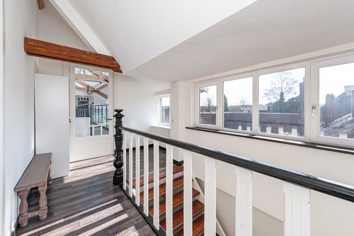 Photo 32 of Julianastraat 74