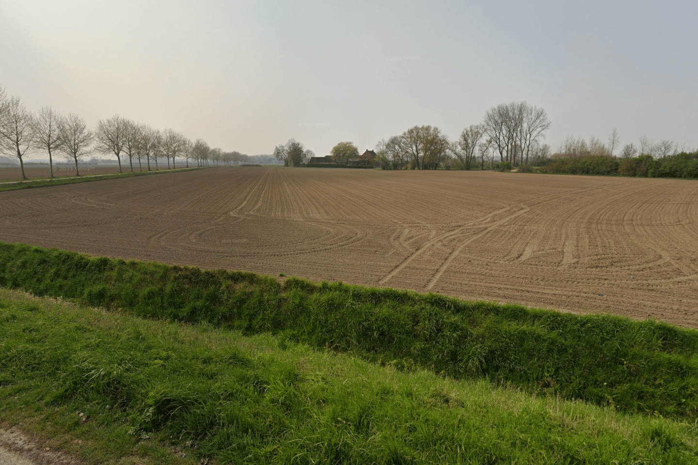View photo 2 of nabij Margaretsedijk