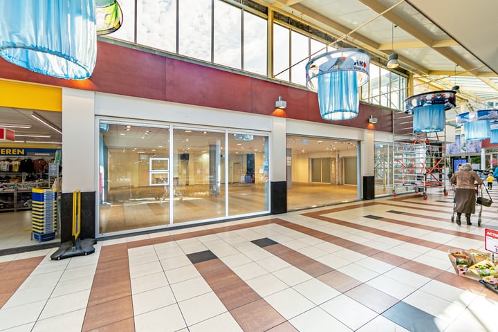 Muiderbos 122, Hoofddorp