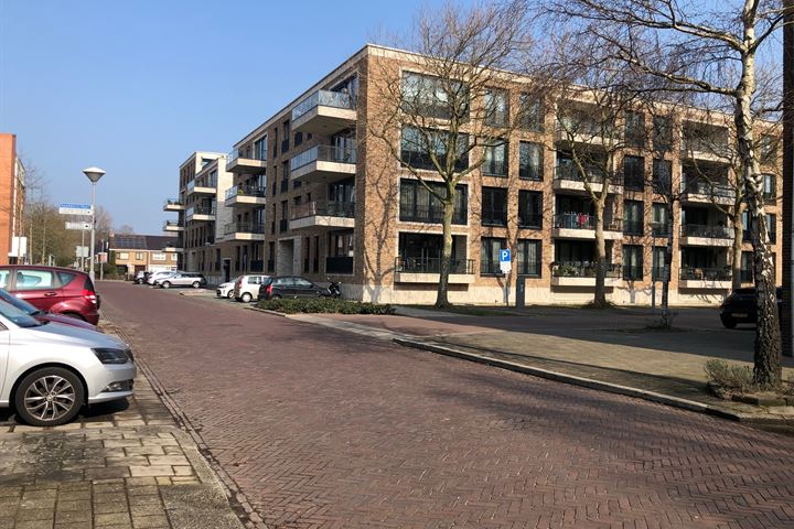 Bekijk foto 7 van Raadhuisstraat 21