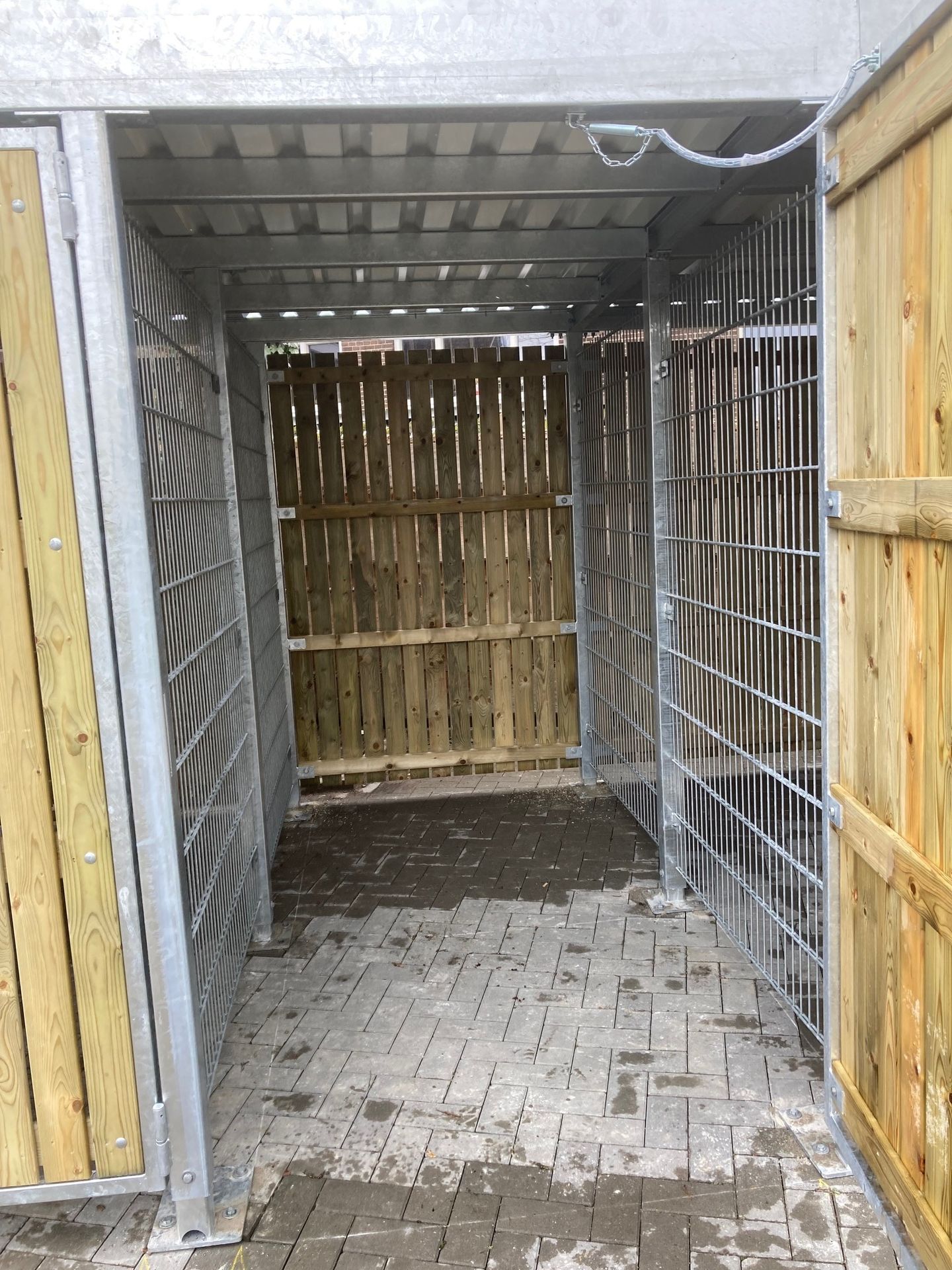 Foto 5 van Berkumstraat Motorparkeerplaats