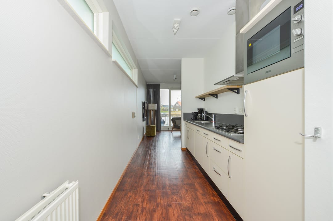 Foto 11 van Geuzehoeke 38-638