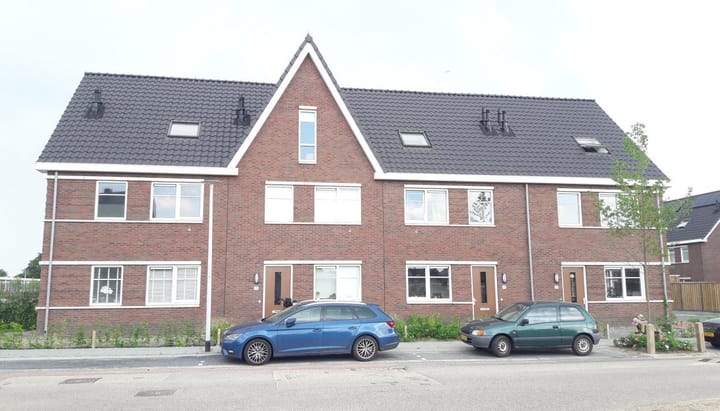 Image of Stadshagen - Tussenwoning Row house