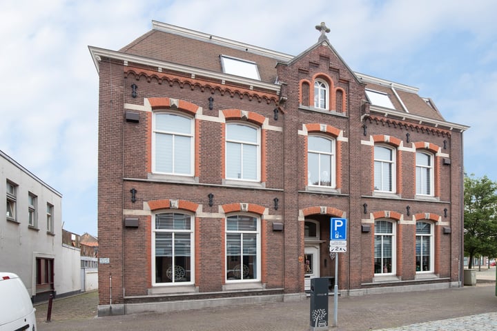 Markt 45