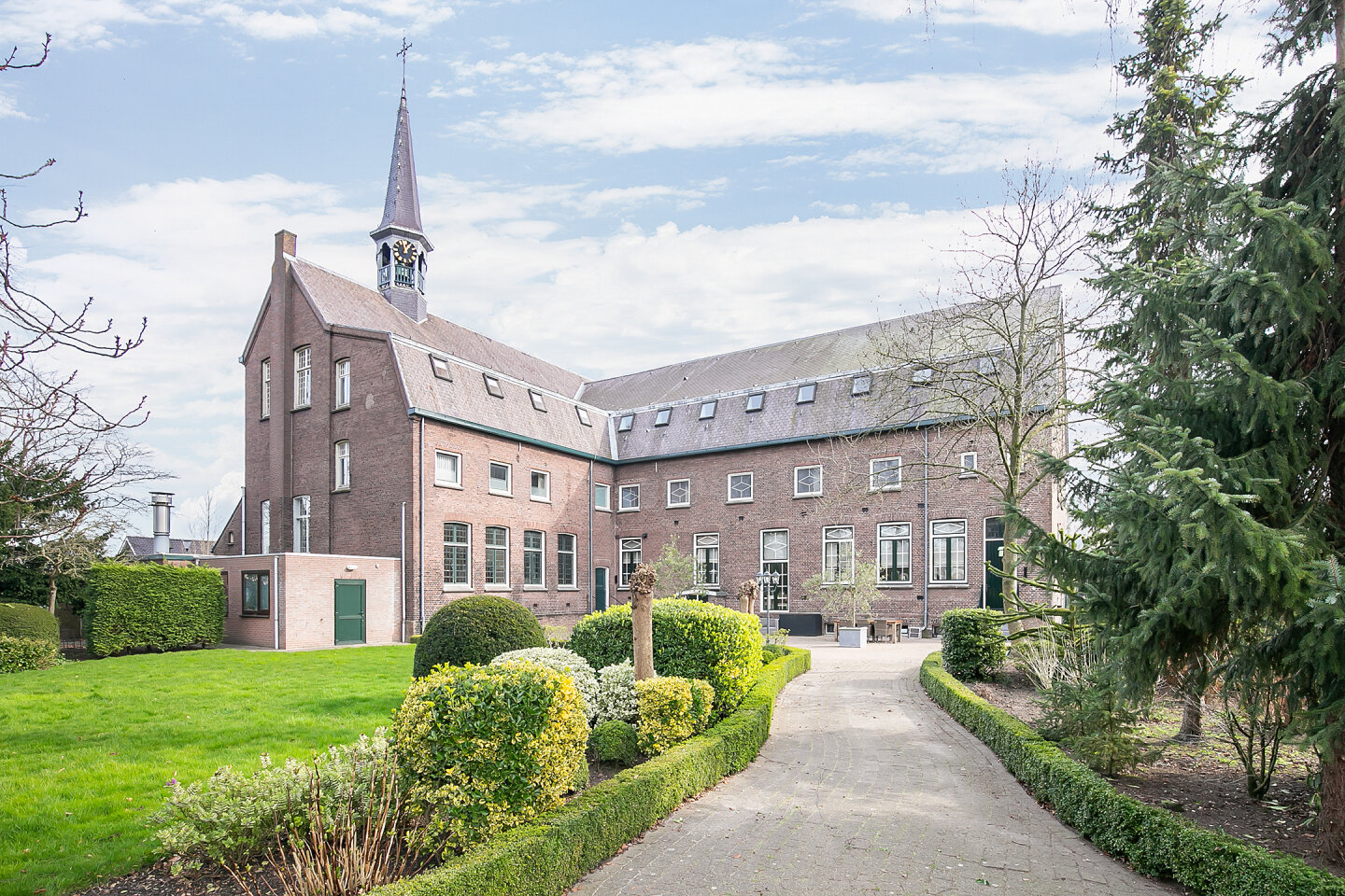 Bekijk foto 1 van Nieuwe Kerkstraat 24