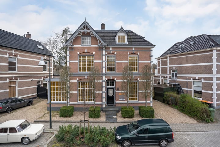 Koninginnelaan 33 main image